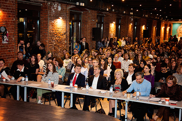 8 октября 2017 года состоялся Всероссийский студенческий Science Slam Psychology от факультета психологии МГУ и Фестиваля Науки.